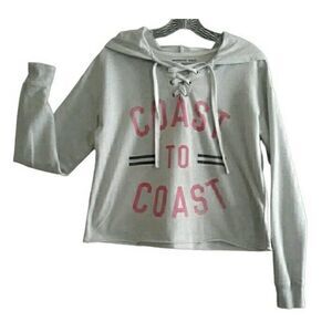 Weekend Soul Hoodie Coast to Coast Shirt Women Medium Gray Cropped Fleece